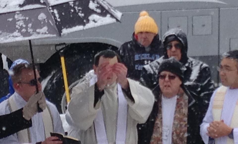 12552517_213352945676053_1622643338480505586_n