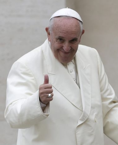 pope-thumbs-up